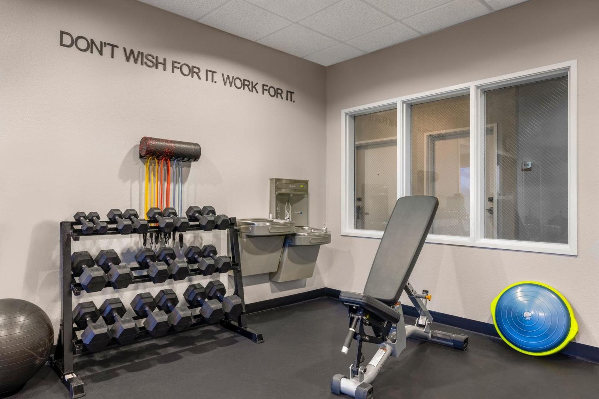 Fairfield Inn & Suites By Marriott Fort Walton Beach Hurlburt Area מראה חיצוני תמונה