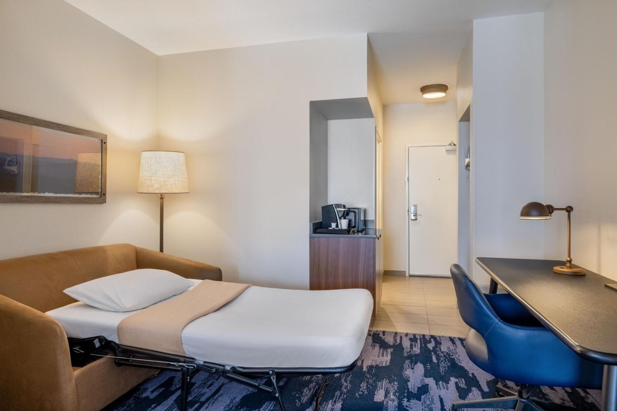 Fairfield Inn & Suites By Marriott Fort Walton Beach Hurlburt Area מראה חיצוני תמונה