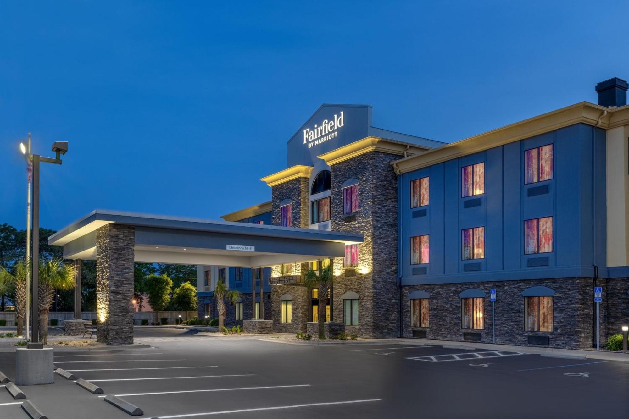 Fairfield Inn & Suites By Marriott Fort Walton Beach Hurlburt Area מראה חיצוני תמונה