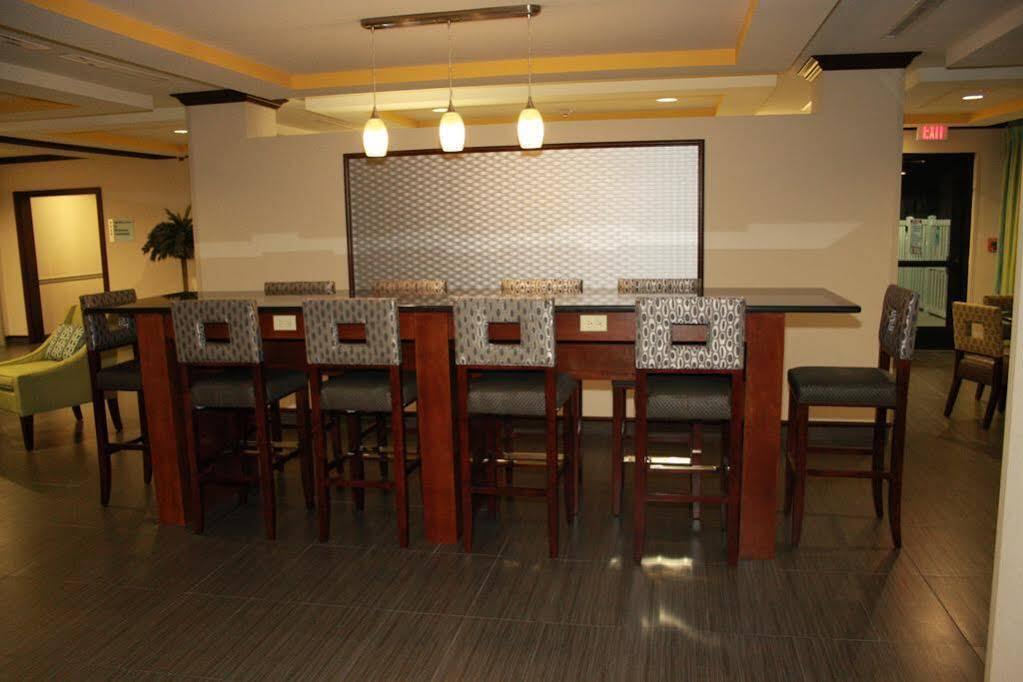 Fairfield Inn & Suites By Marriott Fort Walton Beach Hurlburt Area מראה חיצוני תמונה